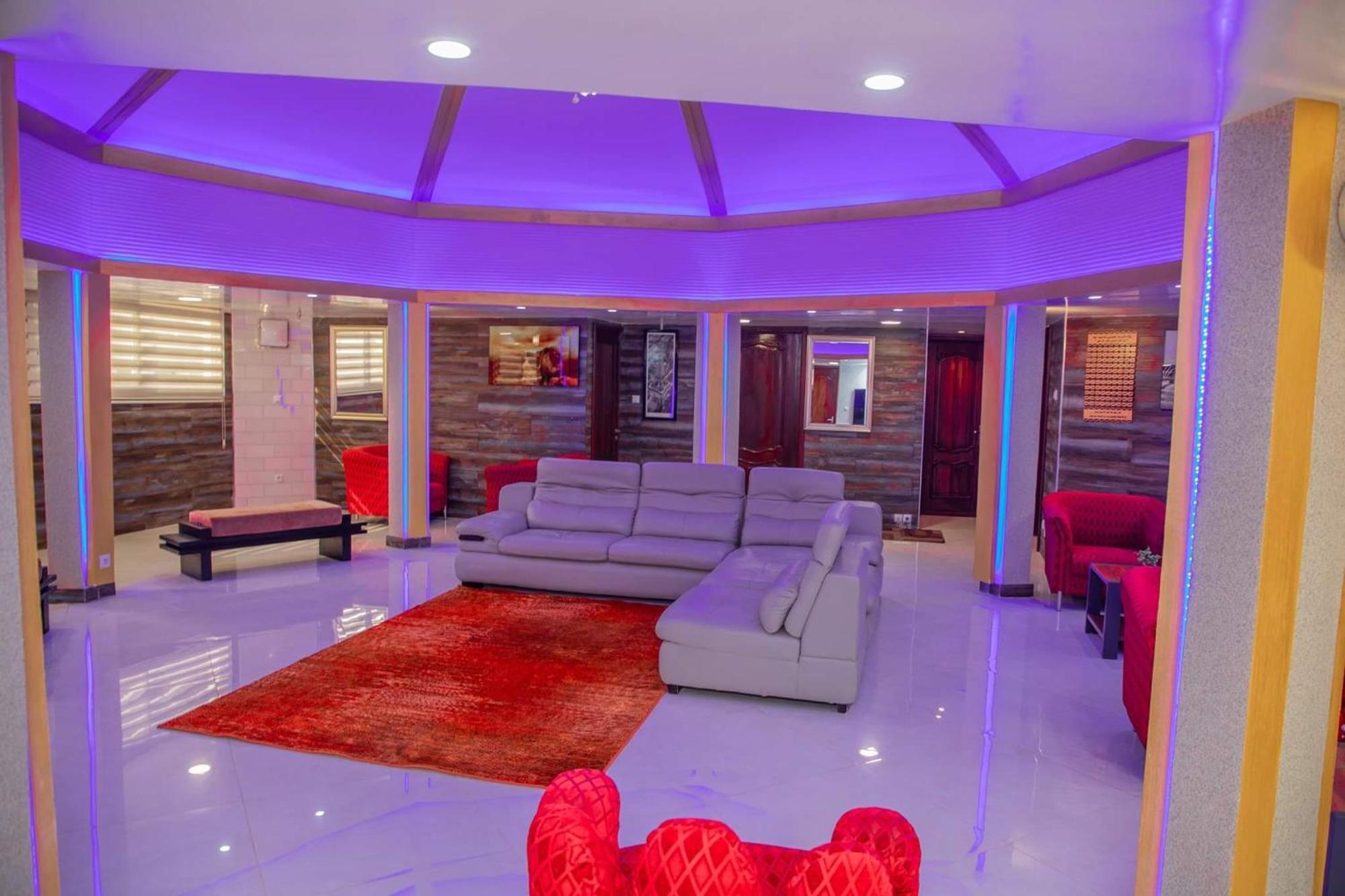 Couette-café Darou Khoudoss Dakar
